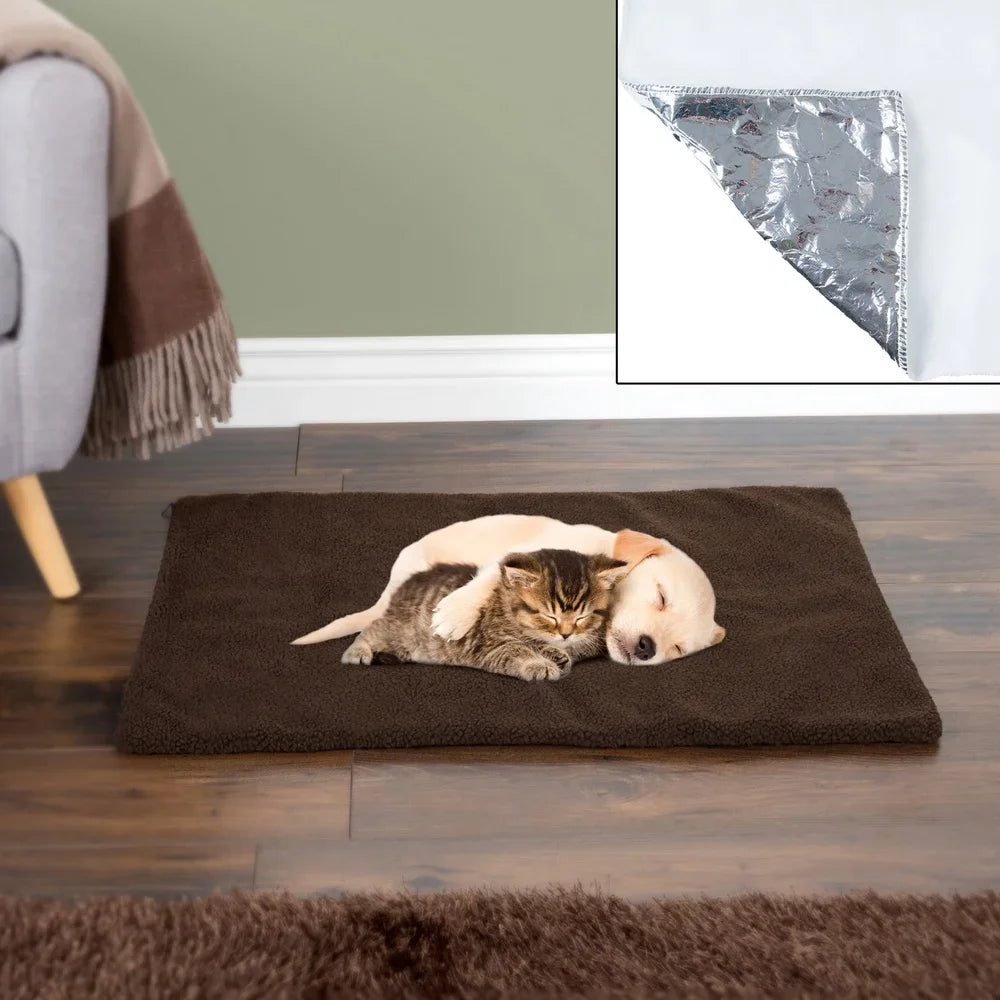 Cozy Insulated Dog Cat Mat Self Heating Soft Washable Sherpa Cover Puppy Blanket Crate Bed for Indoor Outdoor Use